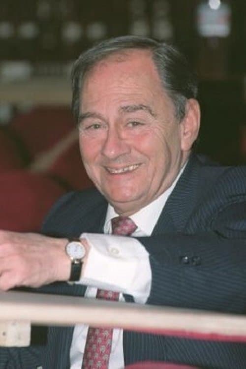 A portrait of Gustavo Pérez Puig