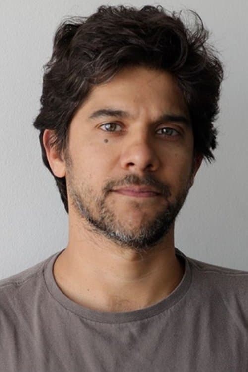 A portrait of Gustavo Rosa de Moura