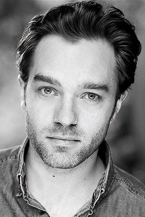 Hadley Fraser photo