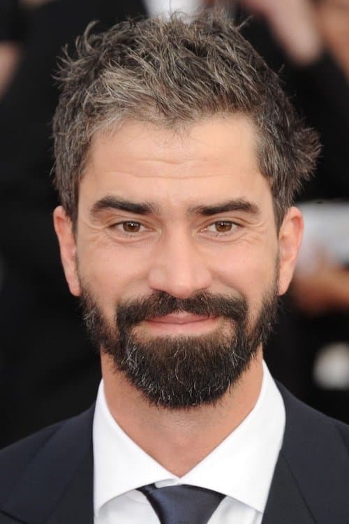 Hamish Linklater photo
