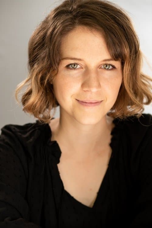 Hannah Black photo