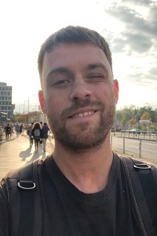 A portrait of Hannes Hirsch