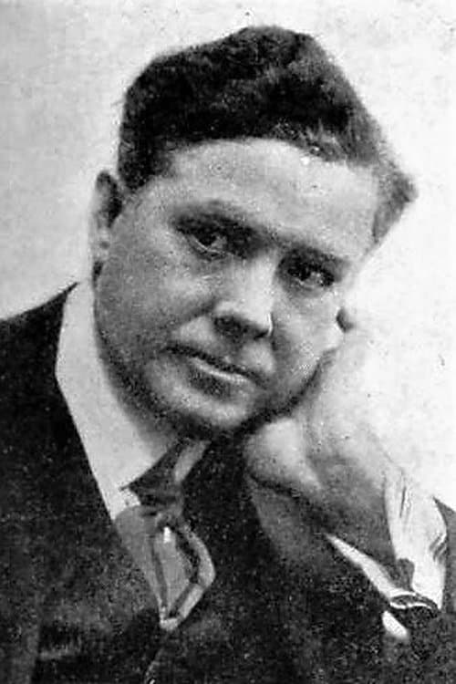 Harry Carter photo