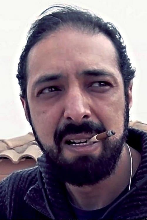 A portrait of Hatem Fareed