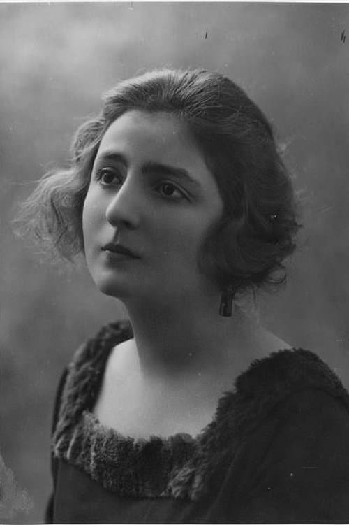 Hélène Darly photo
