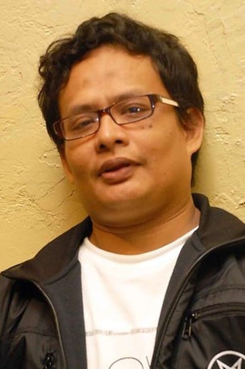 A portrait of Helfi C.H. Kardit