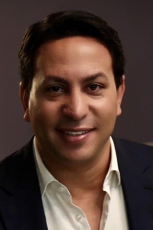 A portrait of Hicham Hajji