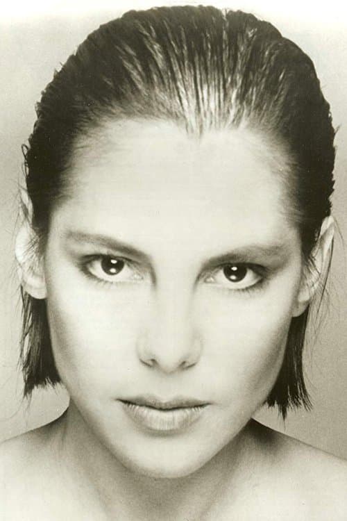 Holly Adams photo