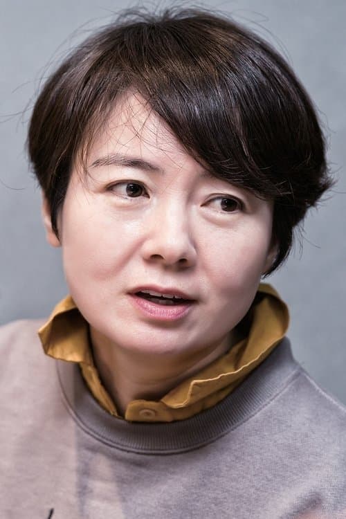 A portrait of Hong Ji-young