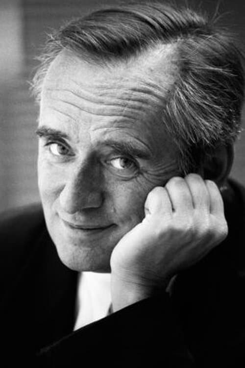 A portrait of Horst Königstein