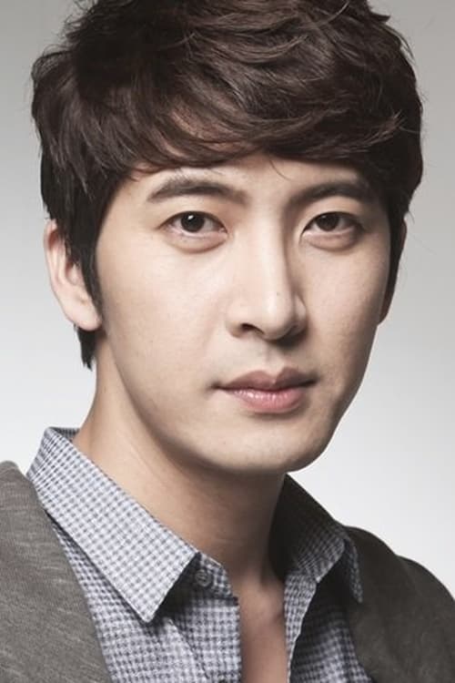 Hwang Min-Ho photo