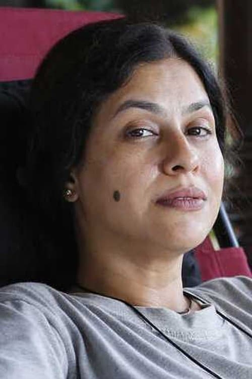 Iravati Harshe photo