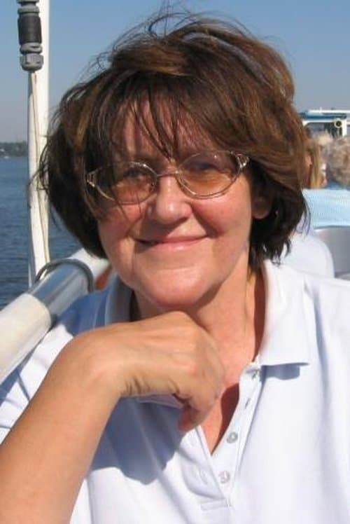 A portrait of Iris Gusner