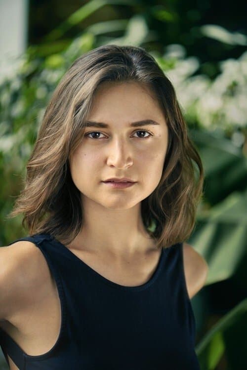 Isabella Nefar photo