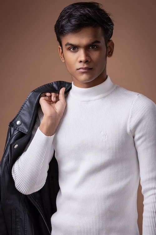 Ishan Saxena photo