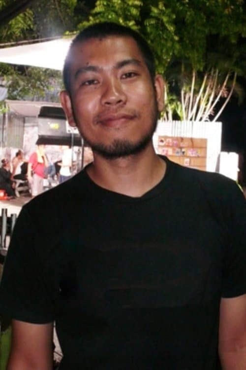 A portrait of Ivander Tedjasukmana