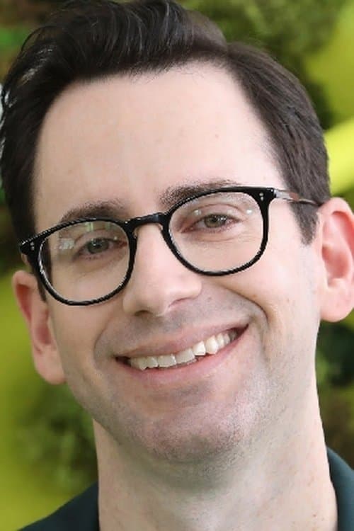 A portrait of Jared Stern