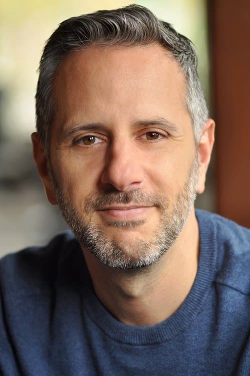A portrait of Jeffrey Schwarz