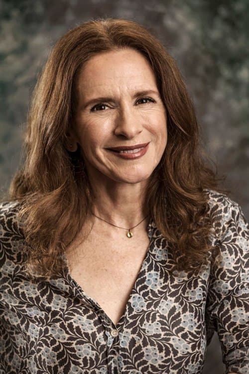 A portrait of Jennifer Flackett