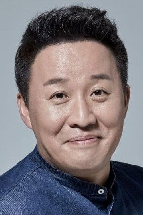Jeong Jun-ha photo