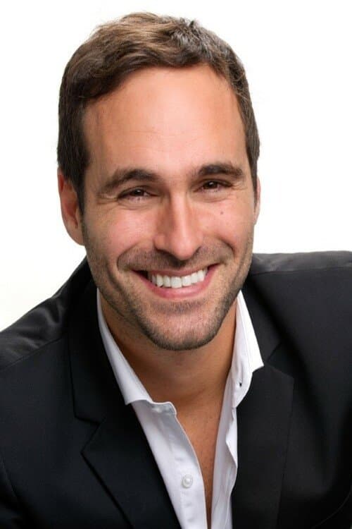 A portrait of Jeremy Zag
