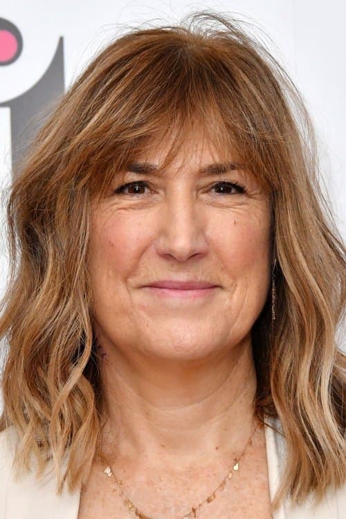 A portrait of Jessica Hobbs