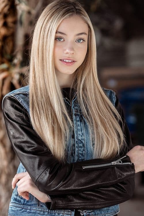 Jessica Treska photo