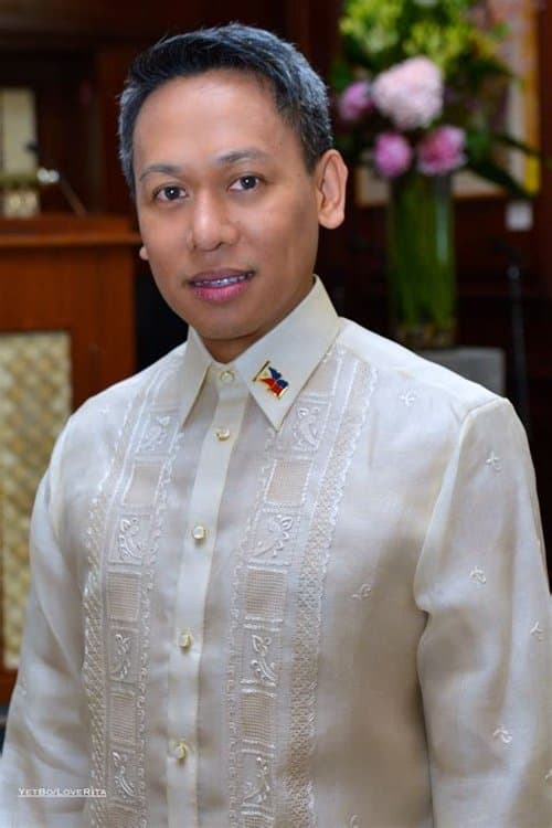 A portrait of Jhett Tolentino