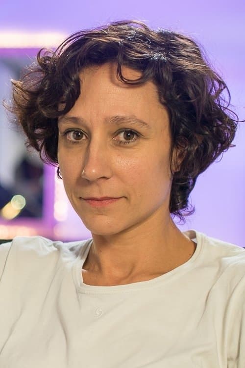 A portrait of Jimena Monteoliva