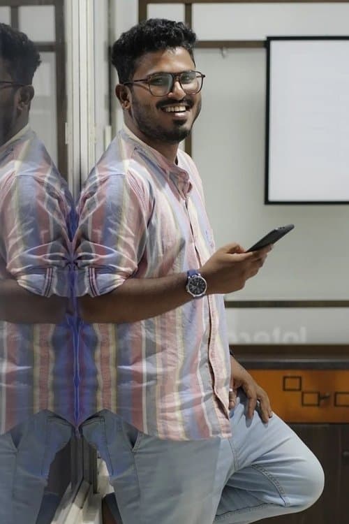 A portrait of Jithin Issac Thomas