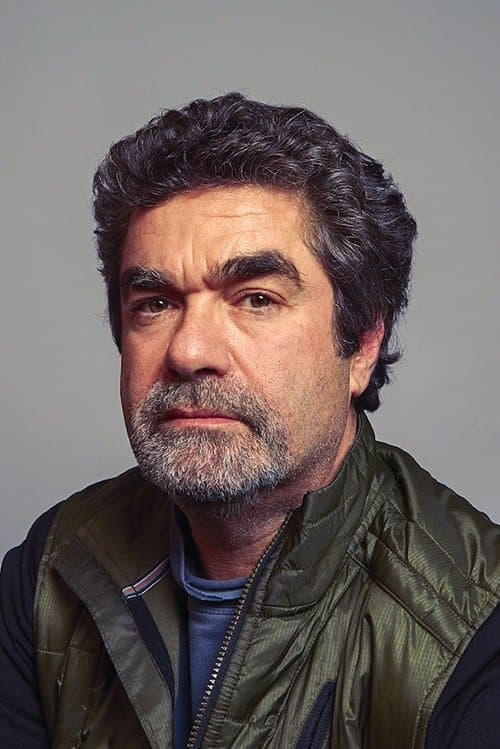 A portrait of Joe Berlinger