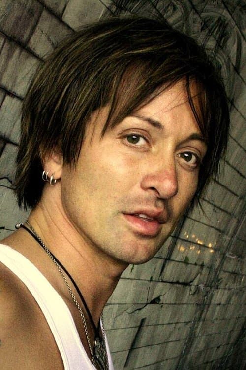 Johnny Alonso photo