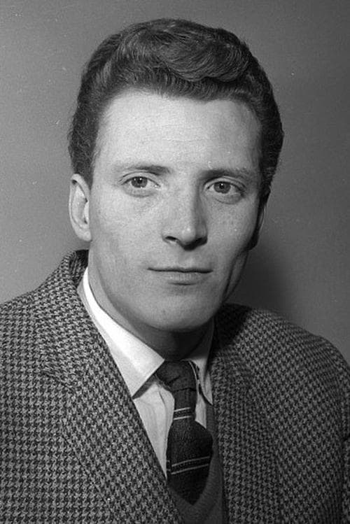 Johnny Briggs photo