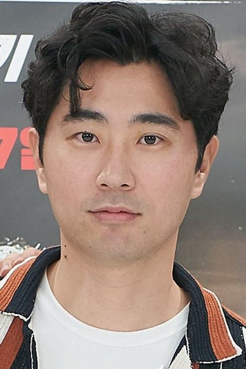 A portrait of Johnny Chae
