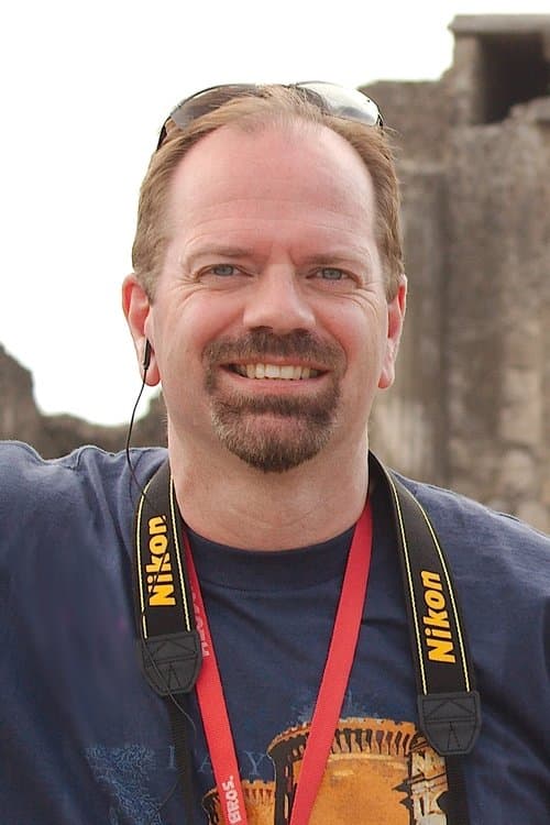 A portrait of Jon Dearden