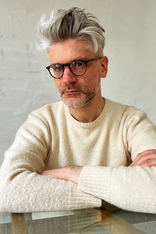 A portrait of Jonathan Entwistle