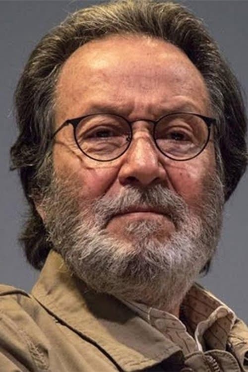 A portrait of Jorge Fons