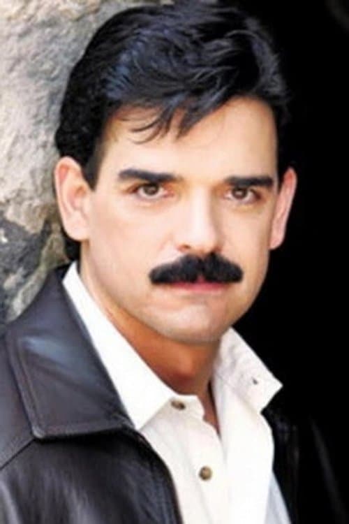 José Llamas photo