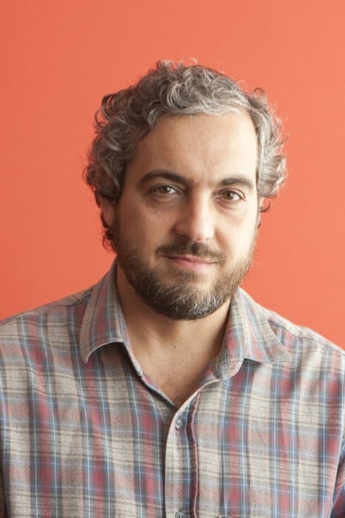 A portrait of José Roberto Torero