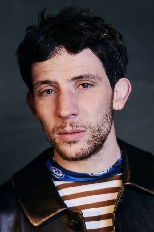 Josh O'Connor photo