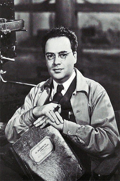 A portrait of Juan Bustillo Oro