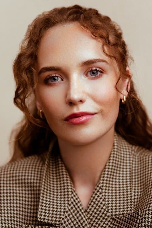Julia Brown photo