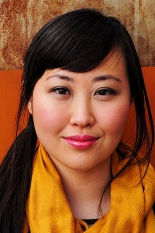 Julia Cho photo