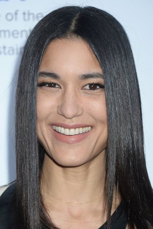 Julia Jones photo