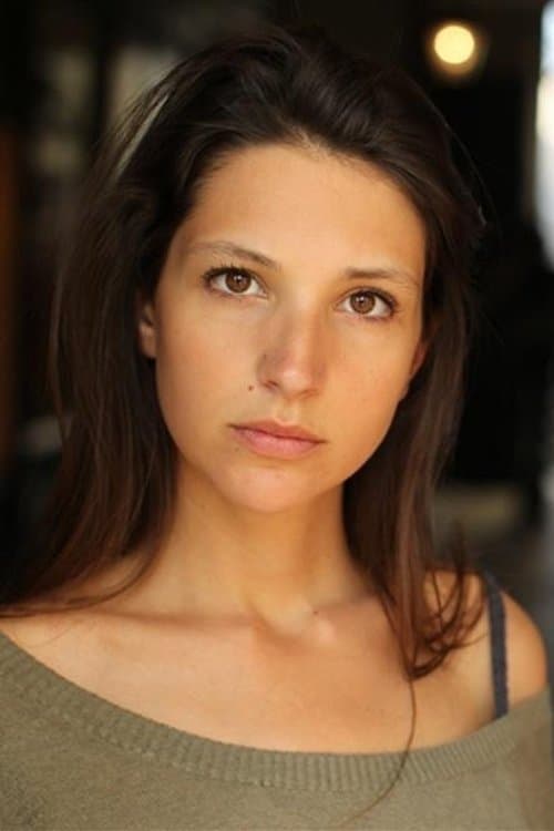 Julia Maraval photo