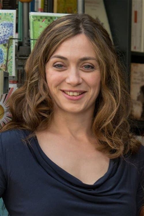 Julia Richter photo
