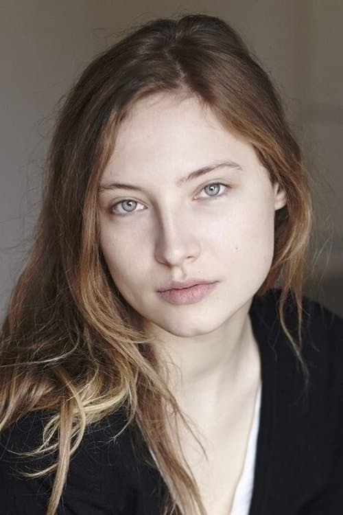 Julia Roy photo