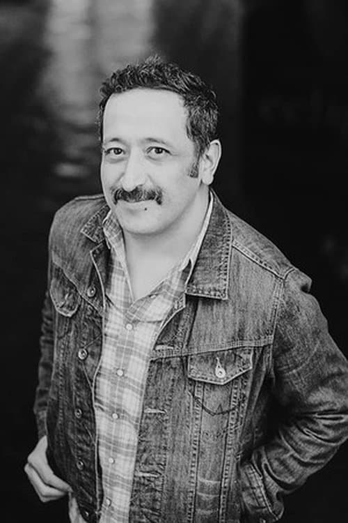 A portrait of Julián Hernández