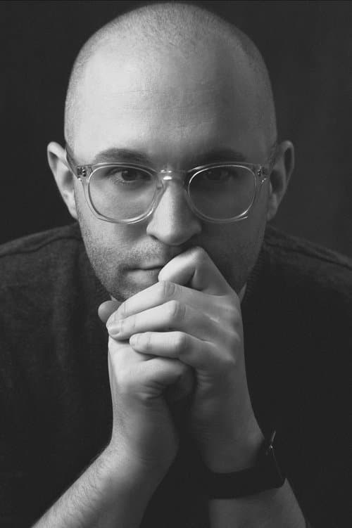 A portrait of Julian Higgins