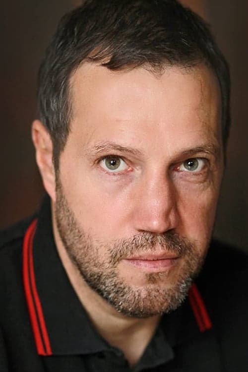 Julian Rivett photo